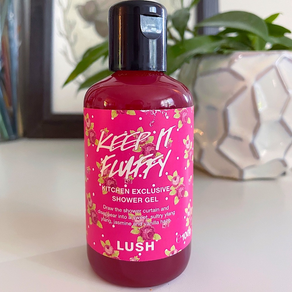 Lush Kitchen Exclusive Keep it Fluffy Shower Gel